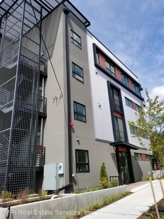 Building Photo - 4315 7th Ave NE