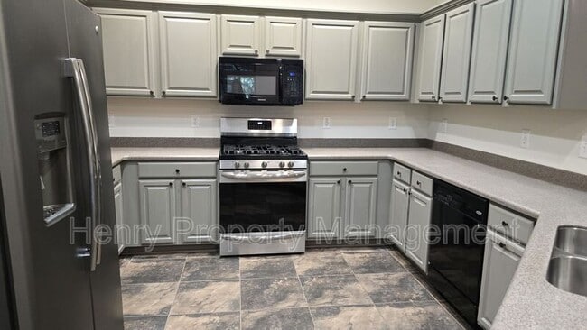 Building Photo - 518 Camden Yards Way
