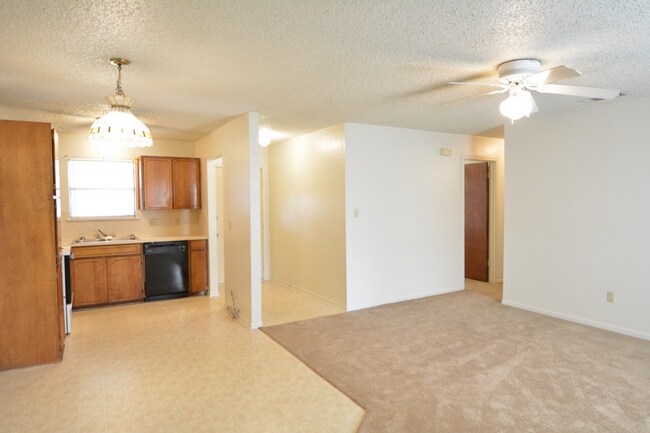 Building Photo - 1164 Lindsey Cir