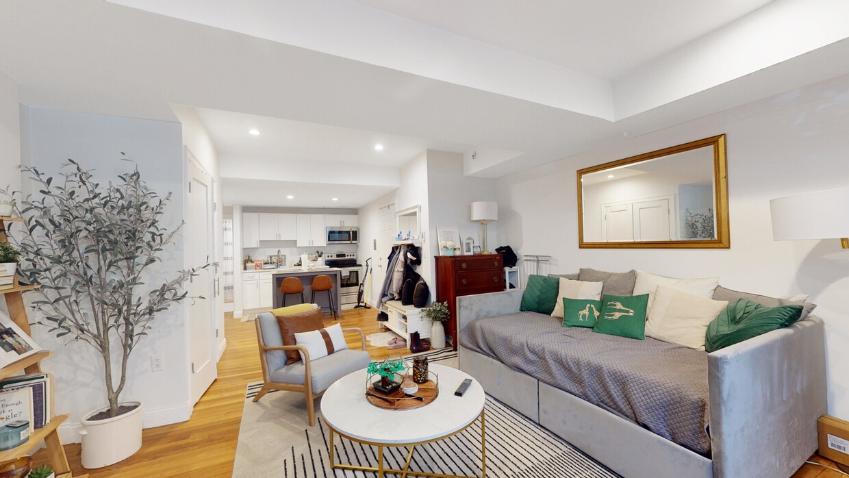 Building Photo - 289 Beacon St