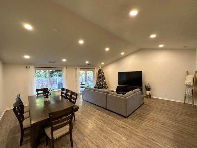 Foto del edificio - 1515 W Harbeck Rd