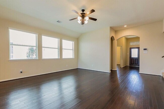 Building Photo - 26930 Harwood Heights Dr