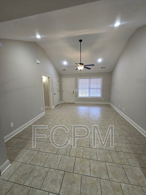 Building Photo - 1431 Allies Ct