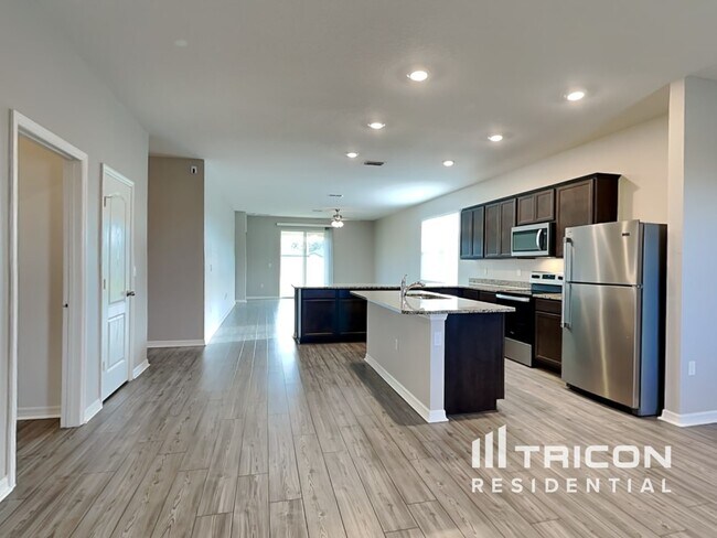 Building Photo - 4450 Horse Creek Ln