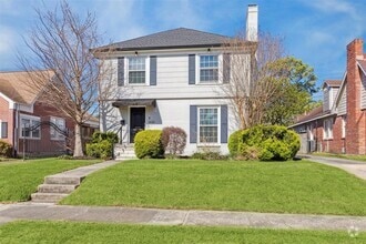 Building Photo - 6649 Fairfield St