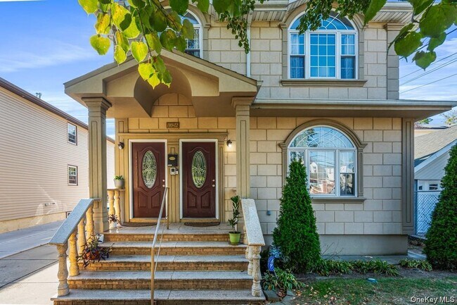 Foto del edificio - 130-12 178th St