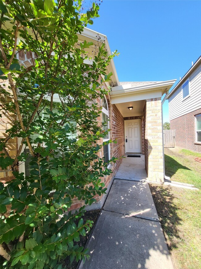 Foto del edificio - 14802 Fir Knoll Way