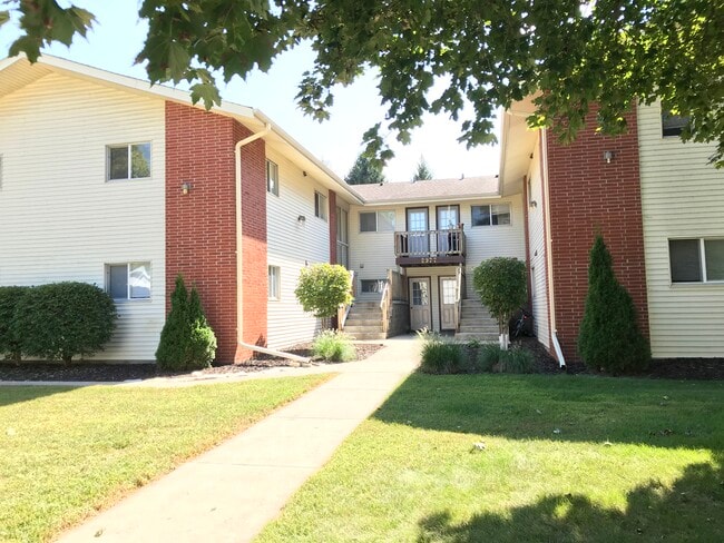 2977 Austin St