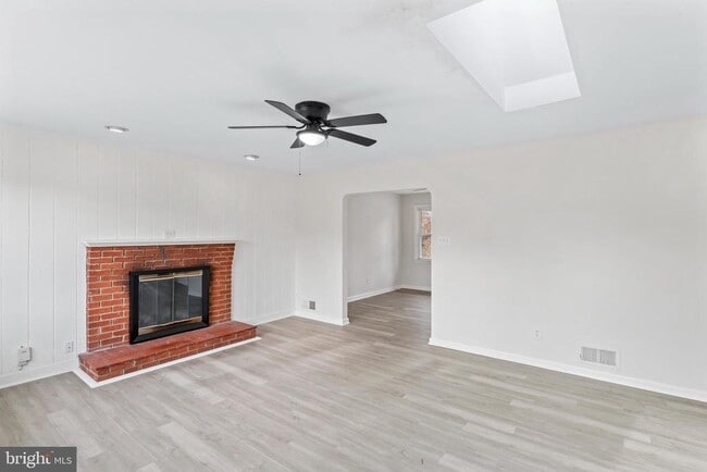 Foto del edificio - 4502 Henderson Rd