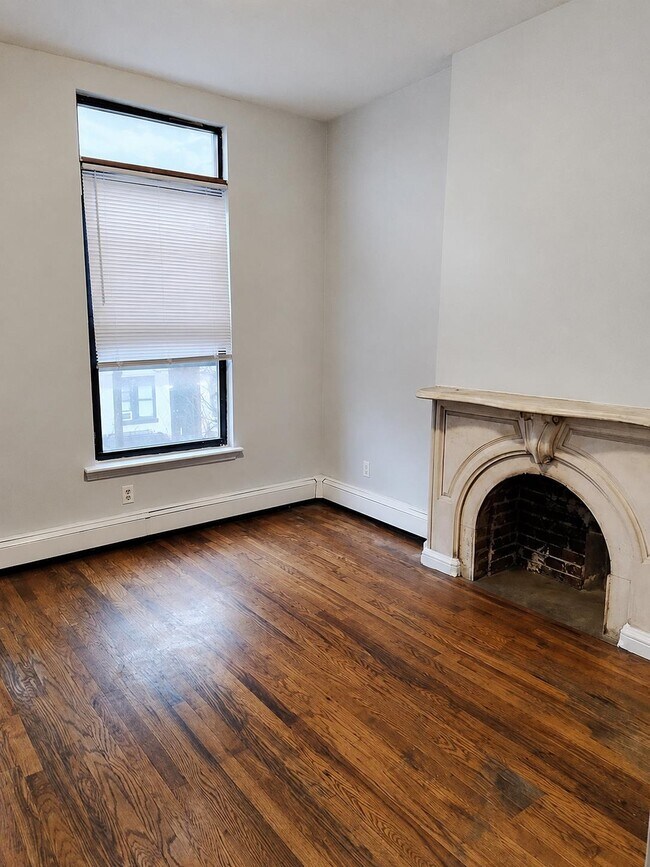 Foto del edificio - 600.5 Grove St