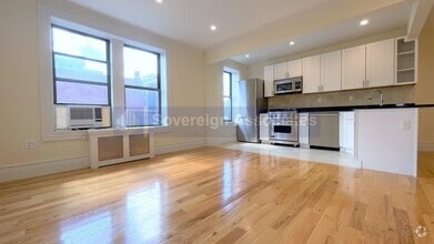 Building Photo - 289 Convent Ave