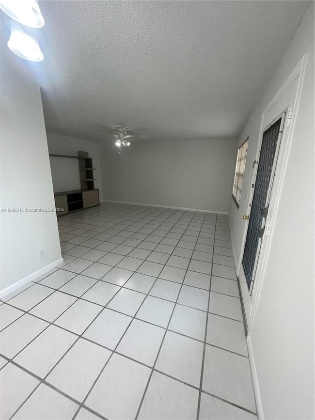 Foto del edificio - 485 Flanders K