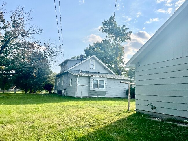 Foto del edificio - 1021 Keokuk St