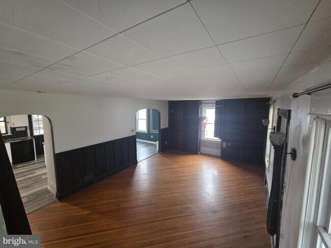 Foto del edificio - 4227 Cambridge St