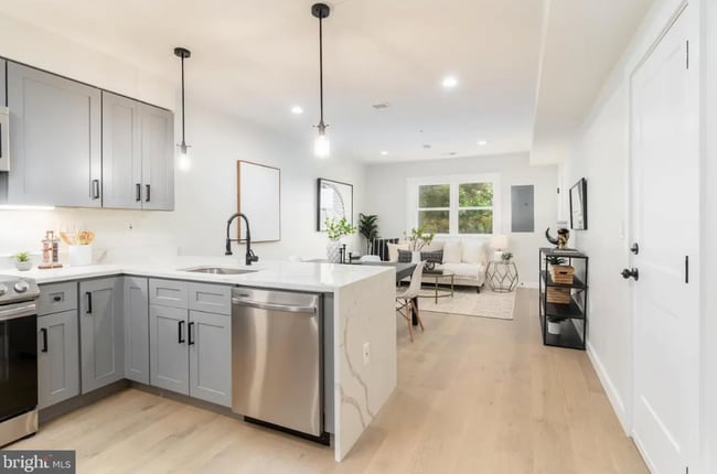 Photo - 1948 3rd St NE House