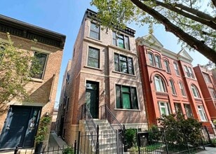Building Photo - 1327 N Wicker Park Ave