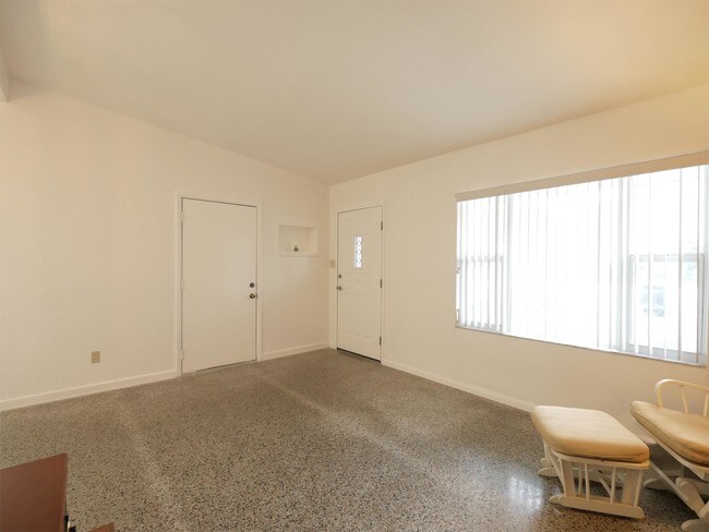 Building Photo - 4018 Corrine Dr