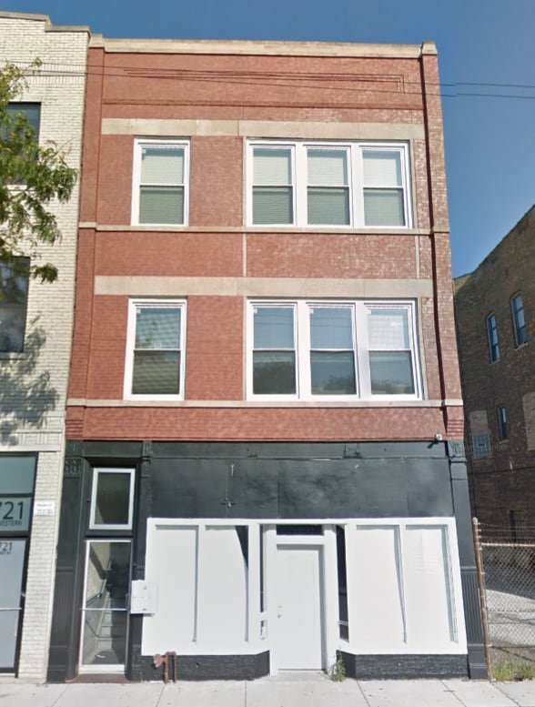 Building Photo - 723 S Western Ave
