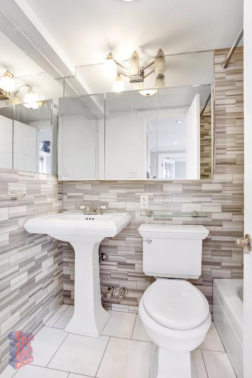 Photo - 345 W 53rd St Apartment