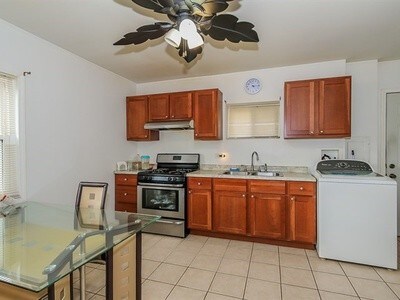 Primary Photo - 23 N Charlotte St