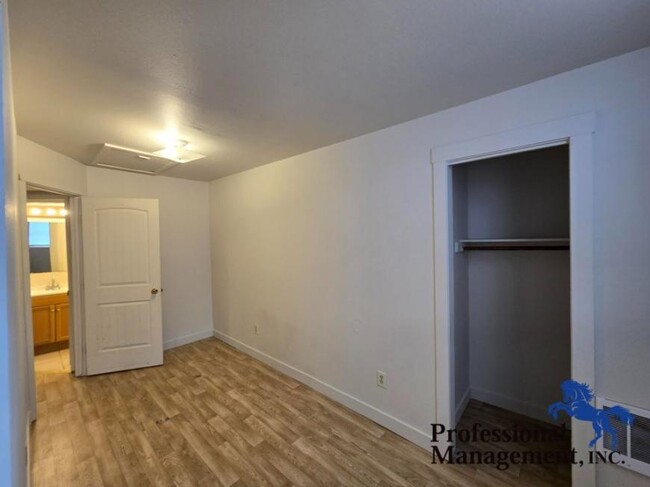 Building Photo - 2 bedroom in Billings MT 59101