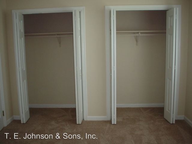 Foto del edificio - 2 br, 1.5 bath House - 180 Summit Street #10
