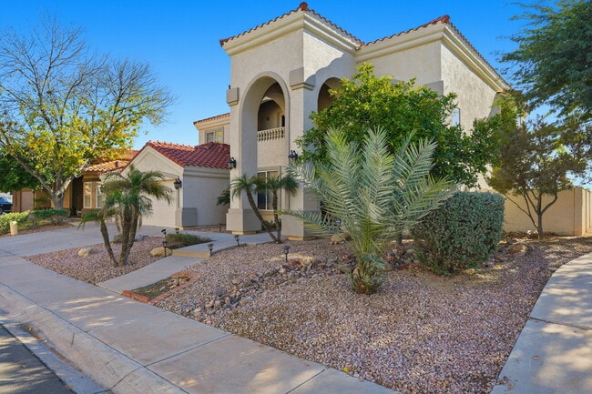 Building Photo - 1425 W Commerce Ave