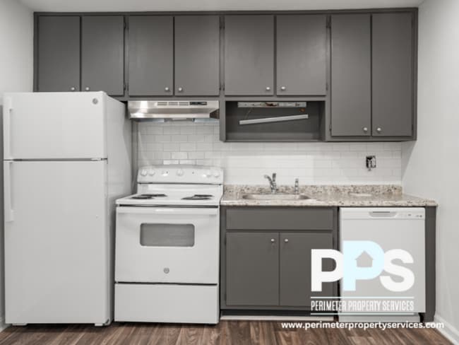 Foto del edificio - 1510-1512-1514 Pine Log Road