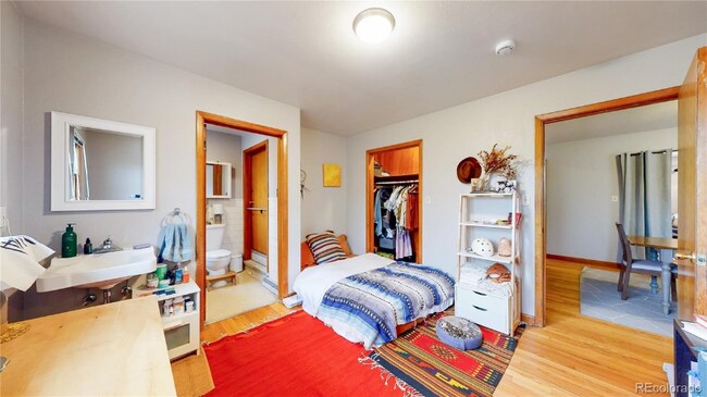 Foto del edificio - 415 Alpine Ave.