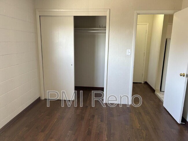 Building Photo - 2075 Patton Dr