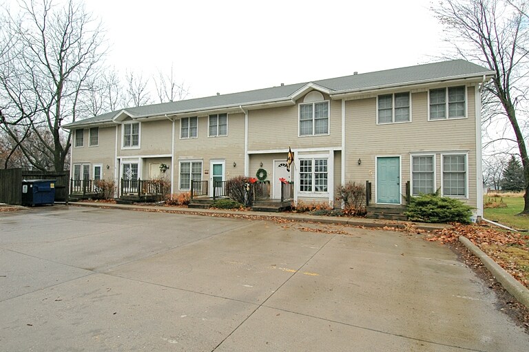 Primary Photo - 675 Ashworth Dr