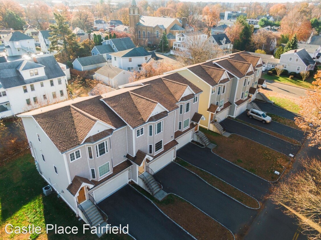 Primary Photo - 3 br, 2.5 bath Apartment - 241-259 Castle Ave