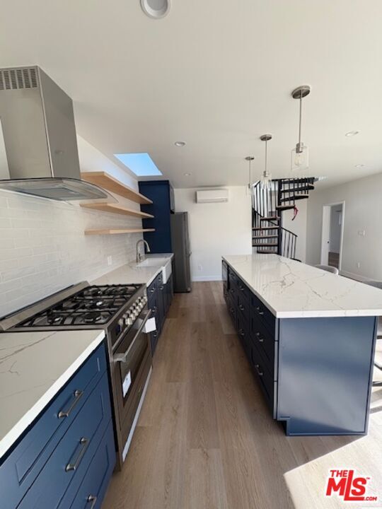 Foto del edificio - 6506 W 83rd St