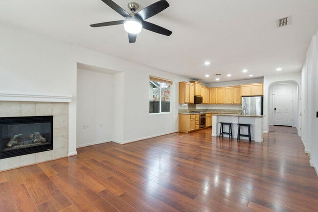 Foto del edificio - 5755 Amnest Way