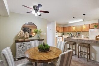 Interior Photo - Stream Side Apartments