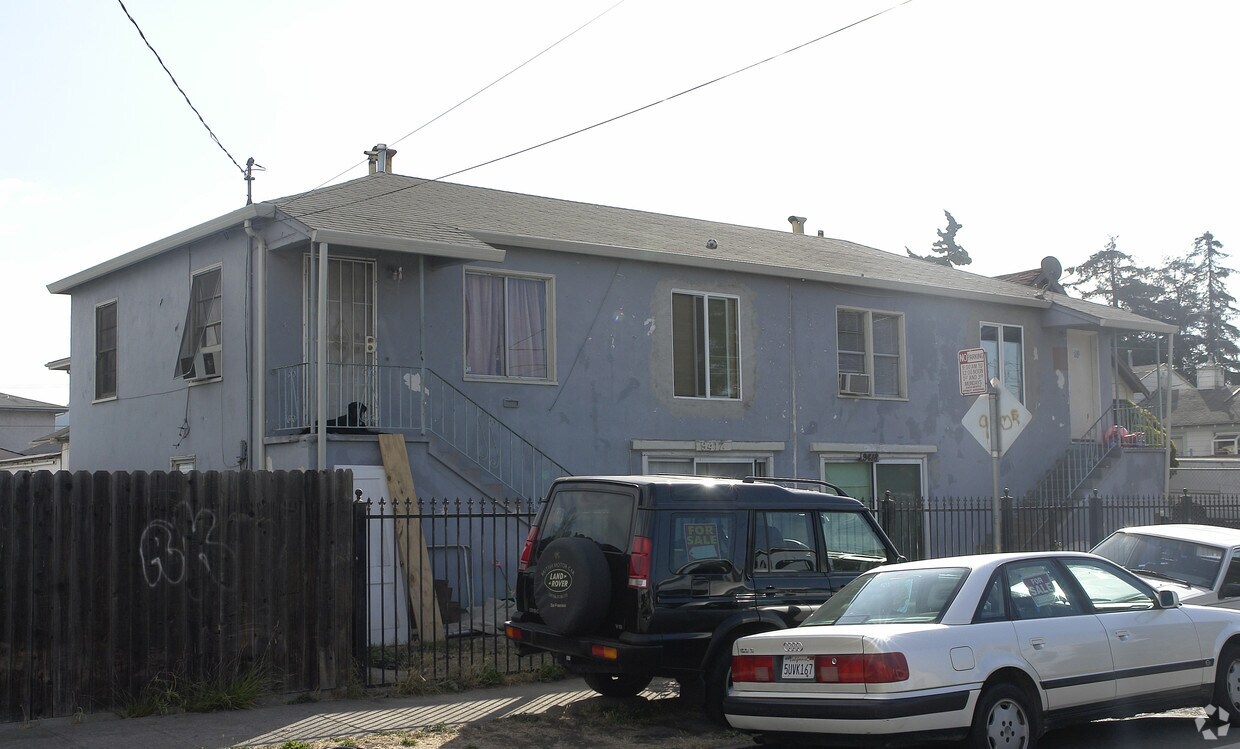 Building Photo - 9414-9418 Cherry St