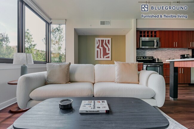 Foto del edificio - 1510 Clarendon Blvd