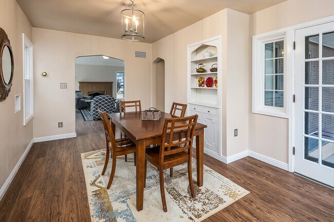 Foto del edificio - 3104 W Kootenai St