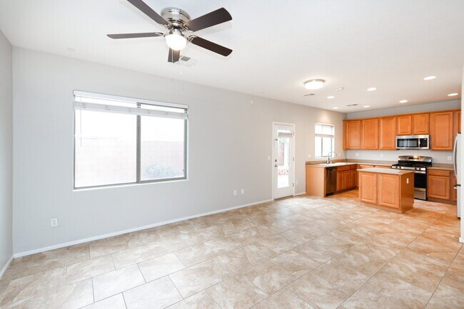 Building Photo - 681 Calamus Palm Pl