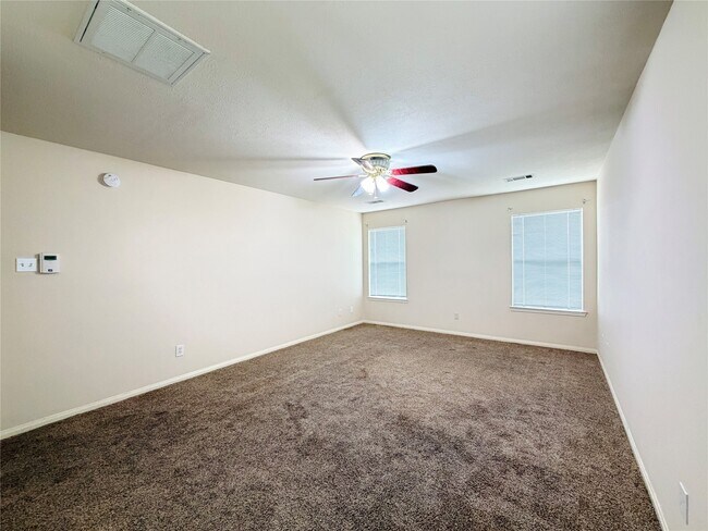 Foto del edificio - 20423 White Poplar Dr