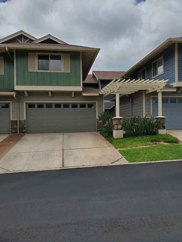 927179 Elele St, Kapolei, HI 96707 Townhome Rentals in Kapolei HI