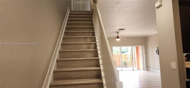 Foto del edificio - 1204 NW 100th Ave