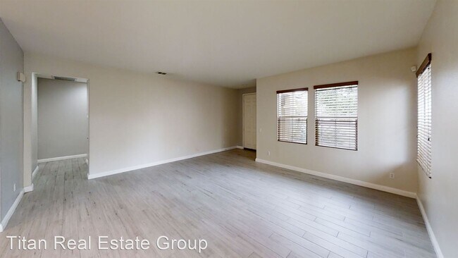 Foto del edificio - 3 br, 2 bath House - 1371 Fleet St