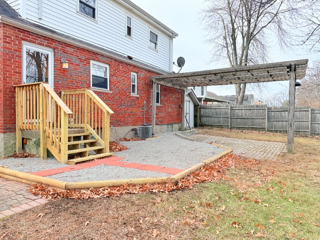 Building Photo - 4540 Victor Ave