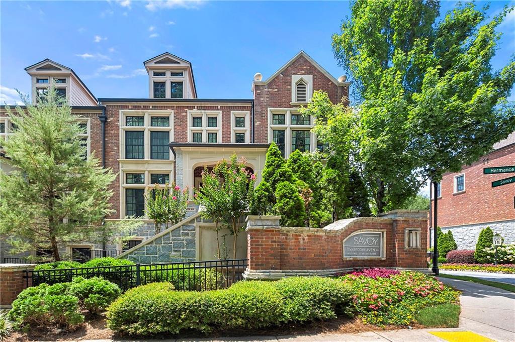 Foto principal - 2920 Hermance Dr NE
