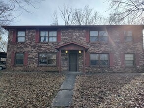 Building Photo - 614 Boxwood Dr