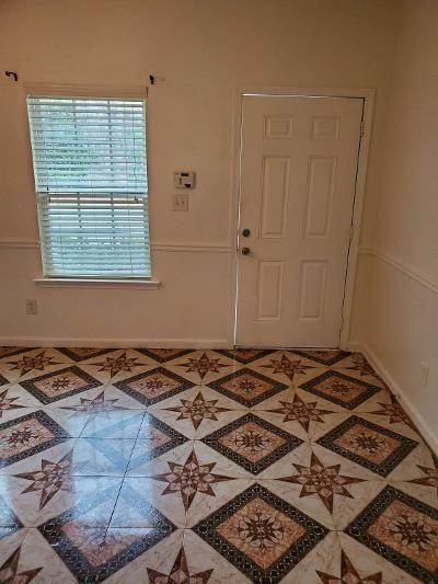 Foto del edificio - 376 Berckman Dr NW