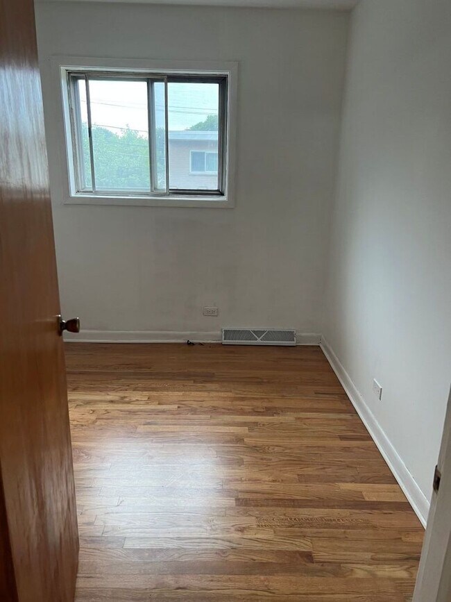 Foto del edificio - 7229 N Campbell Ave