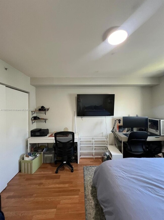 Building Photo - 2740 SW 28th Ter