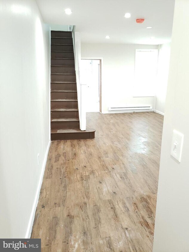 Foto principal - 1845 E Lippincott St